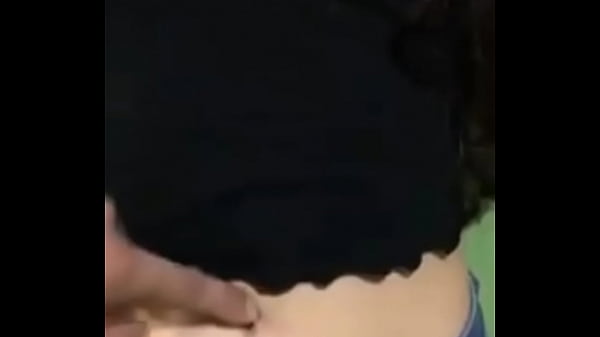 Play MP4 - Hermosa sensaci&oacute;n de tocar su sexy ombligo