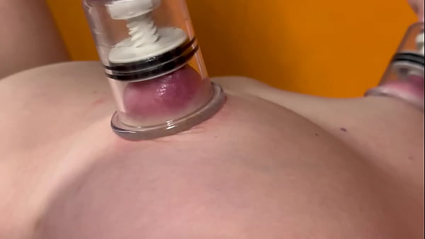 Amateur Milf Play Sucking Rubbing Nipples thumbnail