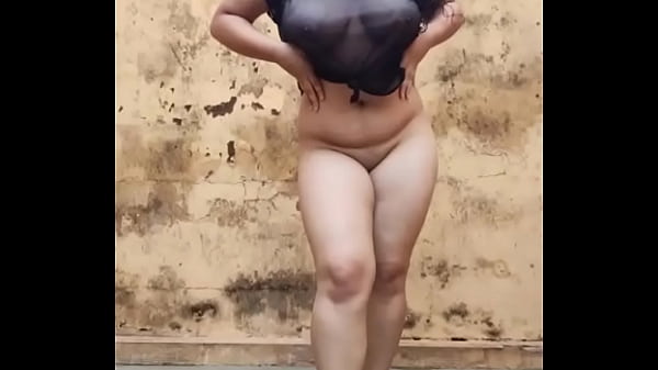 Safadinha seexibindo gostoso