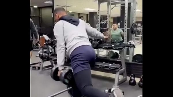 D&aacute;ndolo todo ac&aacute; y por all&aacute; tambi&eacute;n siganme para que vean cositas giving it my all here ther 