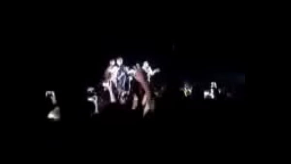 Nonton Dc Milf Backshots thumbnail