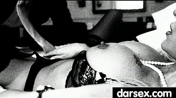 Nonton Beautiful Babe Enjoys A Very Big Dick 18 thumbnail