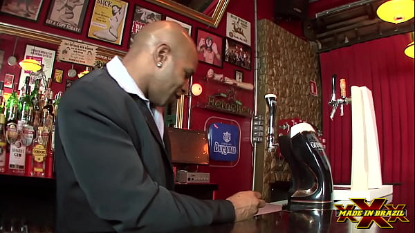 Acabaram trasando na frente do seguran&ccedil;a na despedida de solteira