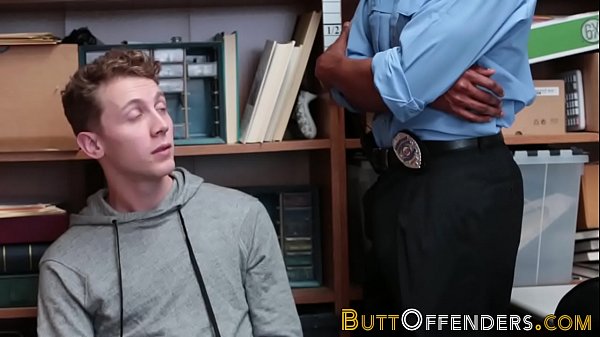 Amateur thiefs ass banged