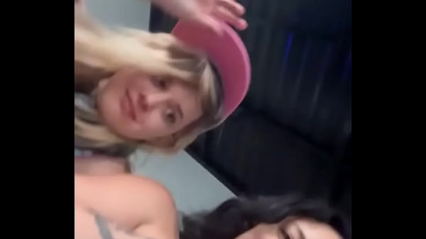 The way dez hansen looks at me like hey babe 