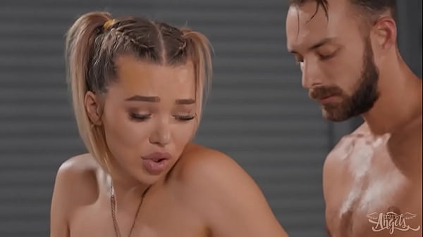 Play MP4 - Mechanic Johnny B Switches From Pumping Emma Rose's Bicycle Tire To Pumping Her Ass - TRANS ANGELS