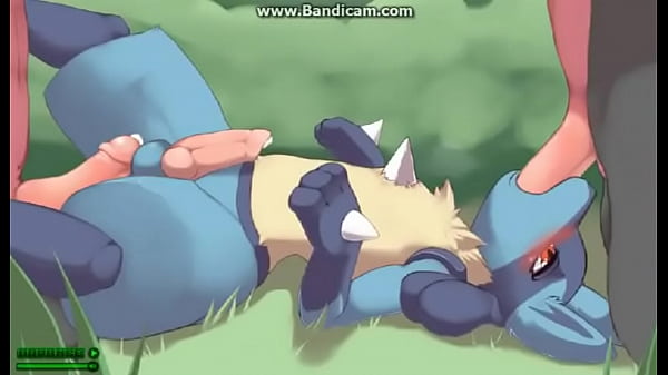 Lucario es follado por dos pollas