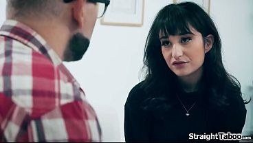 Stepdaughter Isabella Nice Left Home Because Of Her Feelings For Her Stepdad.he Doesnt Want To Lose Her Again So He Lets Her Kiss And Fuck Him thumbnail