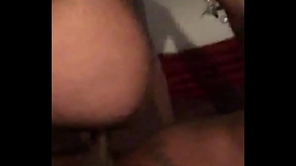 Nonton Trim.65157313-3388-4e55-a759-c5c1110d9eef.mov thumbnail