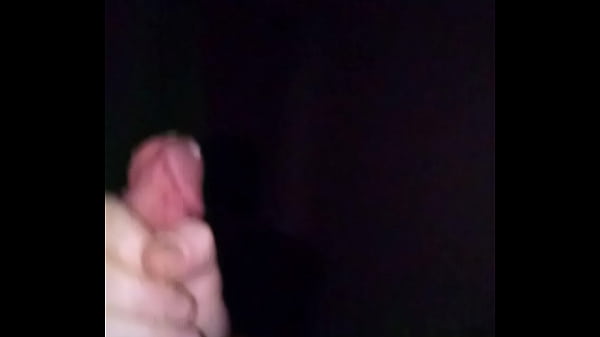 Play MP4 - HUGE cumshot