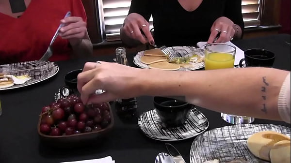 Nonton Hot Lesbians Love Bondage thumbnail