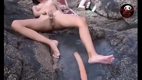 Girl have anal big dildo 