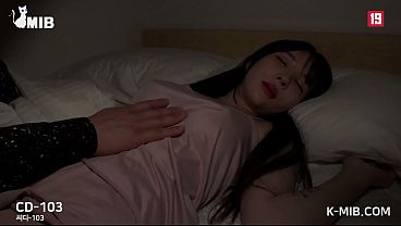 Nonton [cd-103] Korean After Pool Fun, Hyunwoo Sneaks Into Candy's Room...? thumbnail