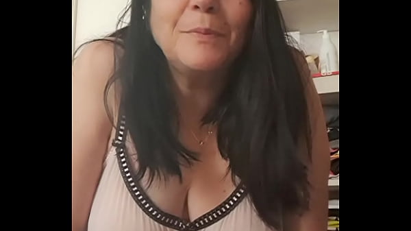 Beau-fils Va Dans Mon Lit Quand Mon Mari Part Me Baiser thumbnail