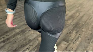 Hot trainer rewards hard work in public bathroom 