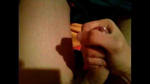 Play MP4 - Young man masturbates and cumshot