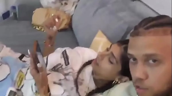 Spanish teacher tries to seduce his student 