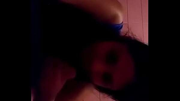 Le encanta mamar pene 