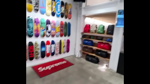 New supreme drop today supreme box logo hooded sweatshirt sweatshirt fw24 l$350 shipped &a 