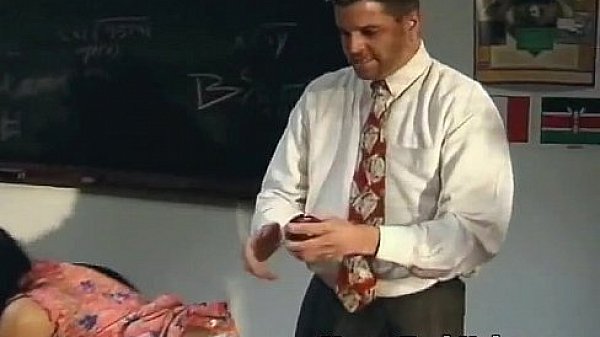 Teen asian girl punshied by the teacher 