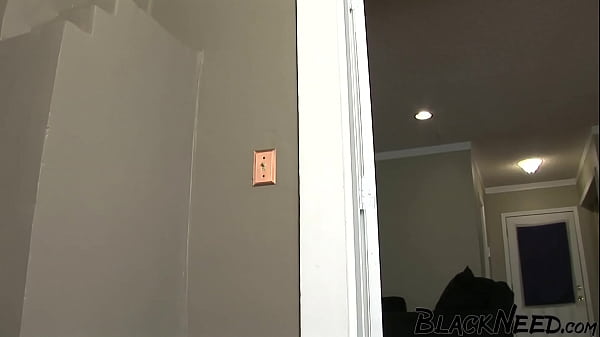 Play MP4 - Blonde Slut Gets The Cum On Her Body