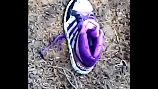 Nonton Adidas Versus Mravency 2 thumbnail