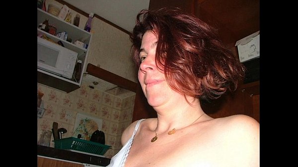 Play MP4 - Je suis Esmee