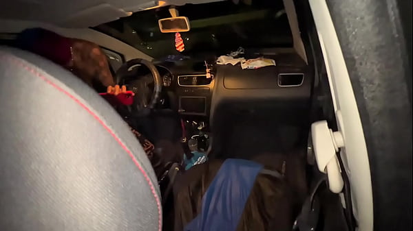 Play MP4 - Fiz uma suruba pesada com minhas amigas e meus amigos na rua e sem camisinha