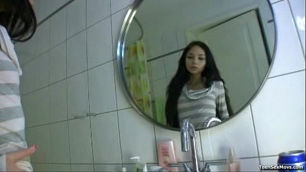 Teensexmovs com_Karina