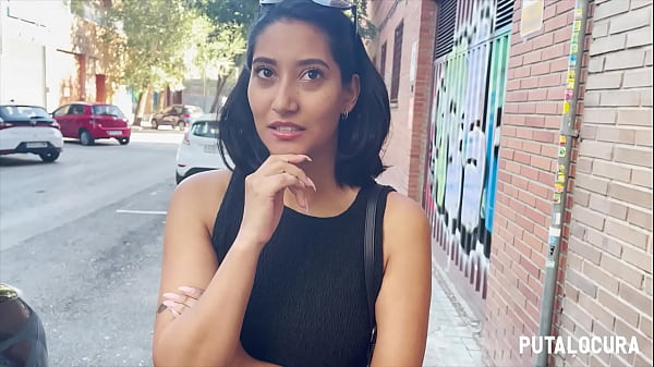 Play MP4 - PutaLocura - La colombiana culona PrisAngel es pillada por Torbe y cabalga su polla
