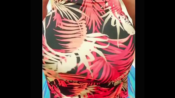 Nonton Big Ass Walking thumbnail