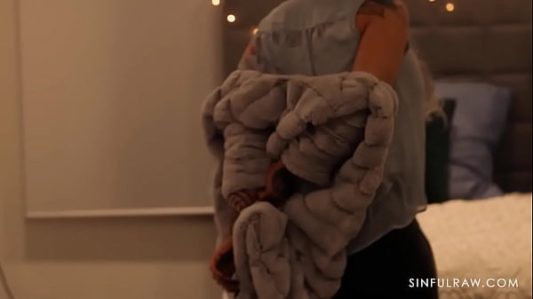 Play MP4 - Unfaithful with the Busboy