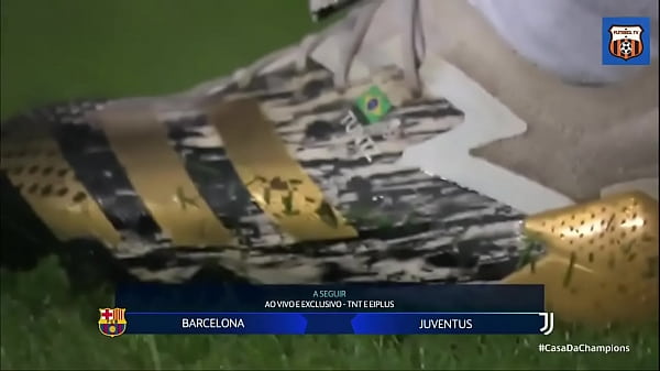 Nonton Juventus Arrombando Barcelona thumbnail