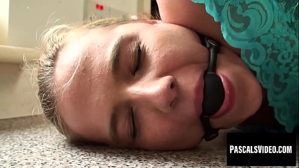 Tied up babe experiences intense pleasure with gag 