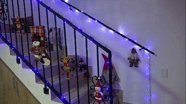 Nonton I Was His Christmas Gift, And He Gave Me A Hard Pussy Licking Until The Orgasm thumbnail