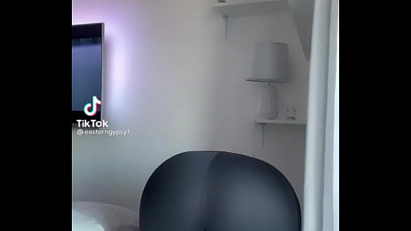 Nonton Suplex thumbnail