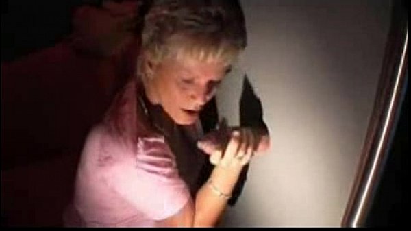 Coroa quer pau_na Buceta