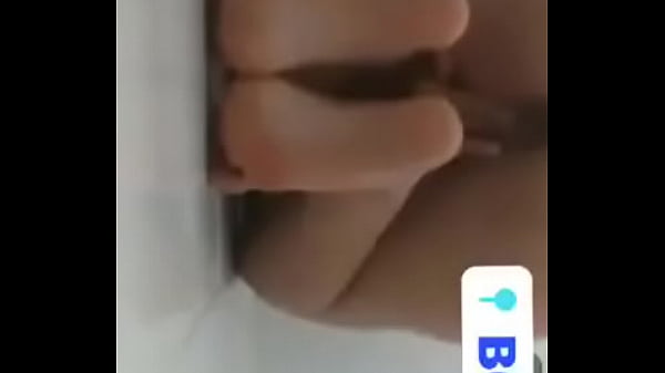 Mi madrastra env&iacute_a video caliente