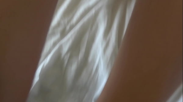 Play MP4 - Young step daughter blows mature cock