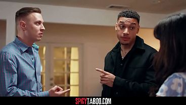 Nonton Brunette Slut Interracial Double Penetration thumbnail