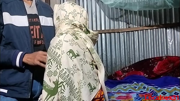 Play MP4 - Devar Bhabhi sex in winter