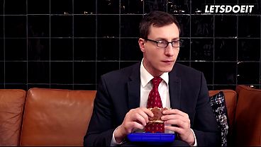 Nonton So He Hands Me A Cucumber And I Deep Throat It Right There... His Jaw Drops When He Sees My Wet Cunt thumbnail