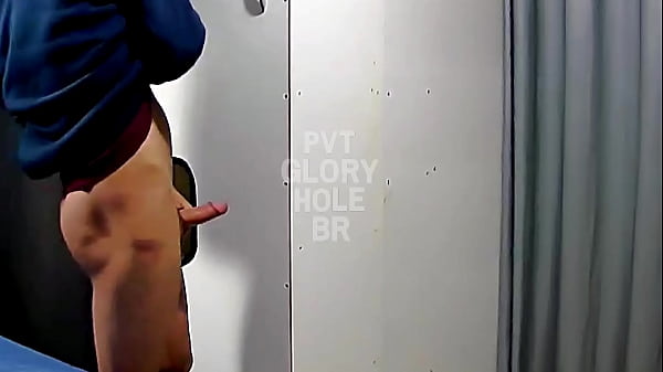 Play MP4 - Motoboy hetero t&iacute;mido do pau uncut delicioso veio gozar no GH e quase n&atilde;o conseguiu&period;&period;&period; Por&eacute;m n&atilde;o desisti e consegui tirar muito leite dele&excl;&excl;&excl; &lpar;COMPLETO NO RED&rpar;