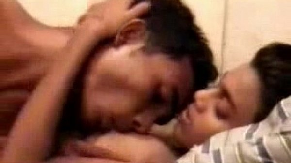 Indian amateur gets naughty with her bf 