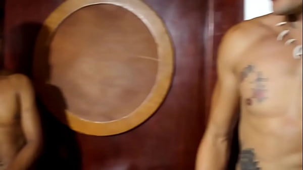 Play MP4 - MEU NAMORADO PEGOU NO FLAGRA