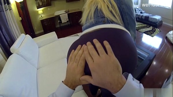 Young girl grinding on_dick