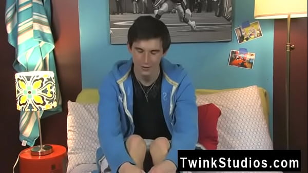 Gay fuck Skyelr Bleu is on camera giving an interview and he'_s