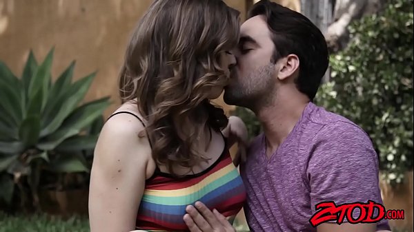 Play MP4 - Young babe Ella Nova has big ass fucked before cumshot