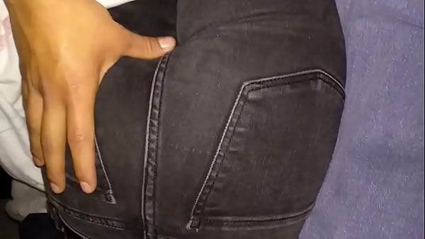 Chica Siendo Tocada thumbnail