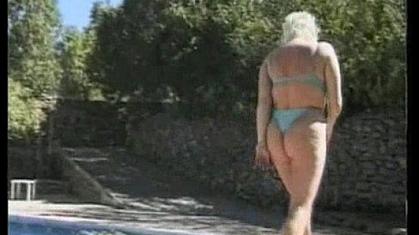 Bbw blonde gets banged near pool